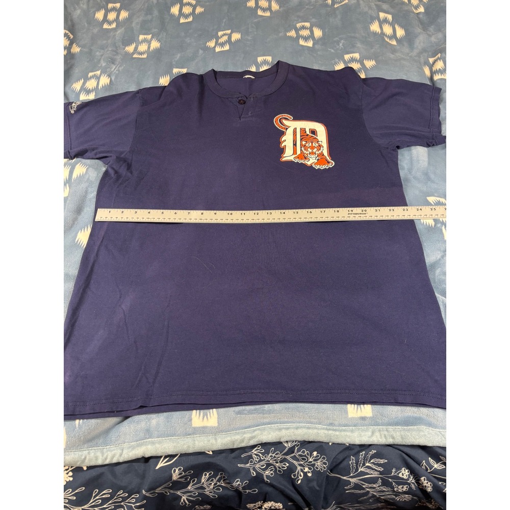 Detroit Tigers MLB Henley T-Shirt Navy Blue Short Sleeve Graphic Tee Mens XL - Picture 3 of 8